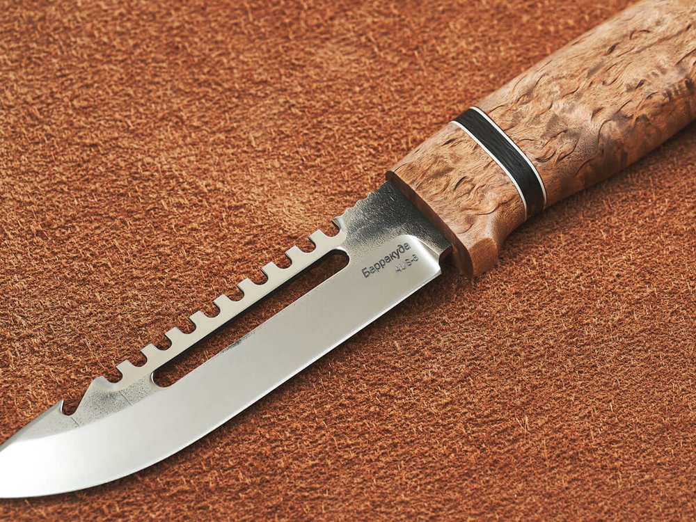 Рыбацкий нож "Барракуда", сталь AUS 8, рукоять стабилизированная карельская береза