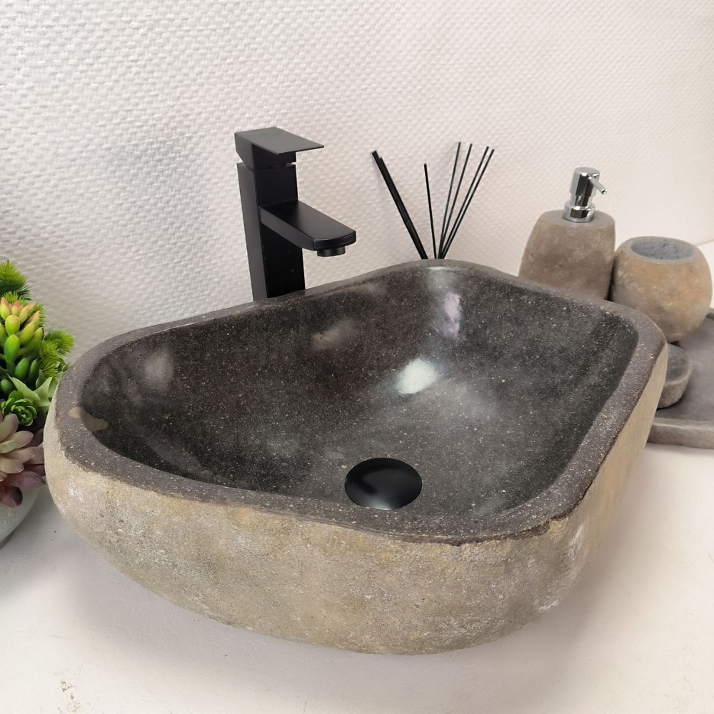 Раковина из речного камня RS-63428 (47*37*15) 0123