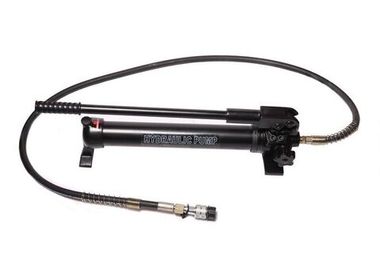 Насос гидравлический ручной (20-700bar,емкость масла-1л, длина-600мм,ширина-120мм,высота-200мм) FORCEKRAFT FK-B700