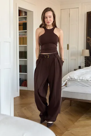 Майка из хлопка шоколадного цвета