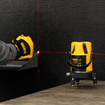 Лазерный уровень LX3, 10 м, ± 0,3 мм/1 м, 635 нм, 4 вертикальных, 1 горизонтальная плоскости, резьба 5/8" Denzel