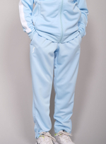 Модель рост 139 см. размер брюк 8-10 см