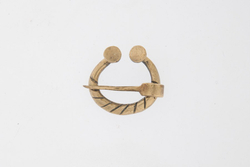 Фибула. Балты 9-10 в.