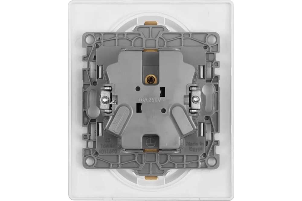 Розетка Legrand Etika 672223
