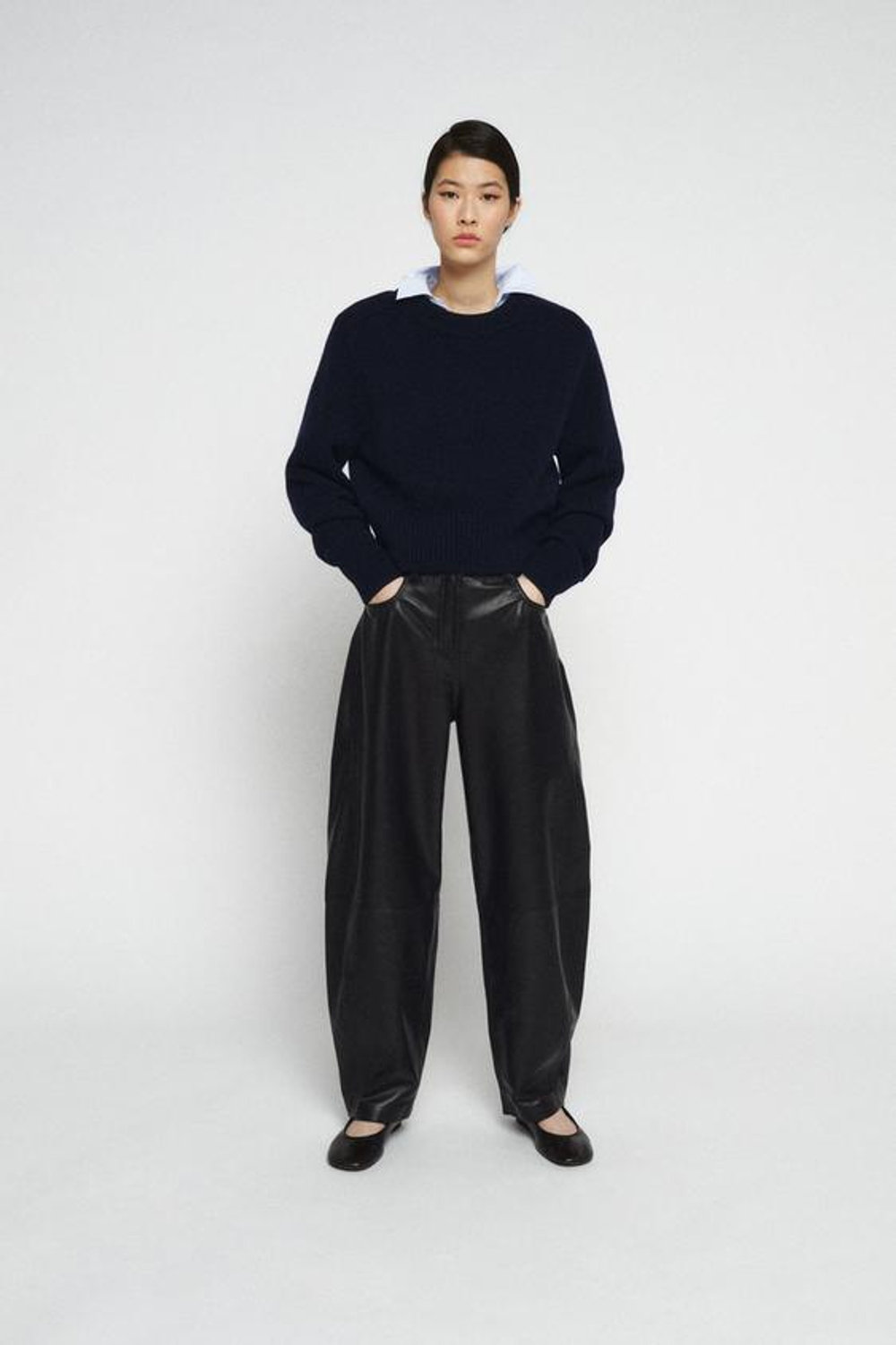 ZARA БРЮКИ-БАРРЕЛЬ ИЗ КОЖИ ZW COLLECTION LIMITED EDITION, ЧЕРНЫЙ