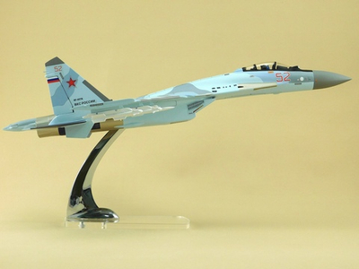 Модель самолета Су-35С (М1:48 ВКС России, RF-81719, 52, Камуфляж голубой)