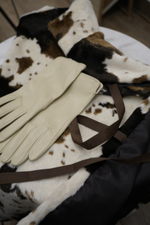 Перчатки кожаные короткие молочный