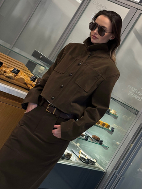 Костюм с юбкой шоколадного цвета из эко-замши Coline