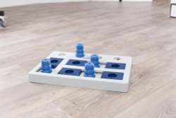 Развивающая игрушка для собак Chess, Trixie