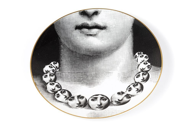 Fornasetti. Коллекционная декоративная тарелка исторической коллекции тарелок «Темы и вариации» №16