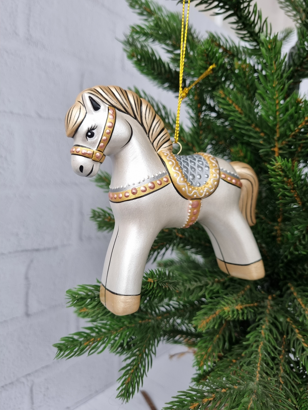 Лошадка Кантри ёлочная игиушка из фарфора