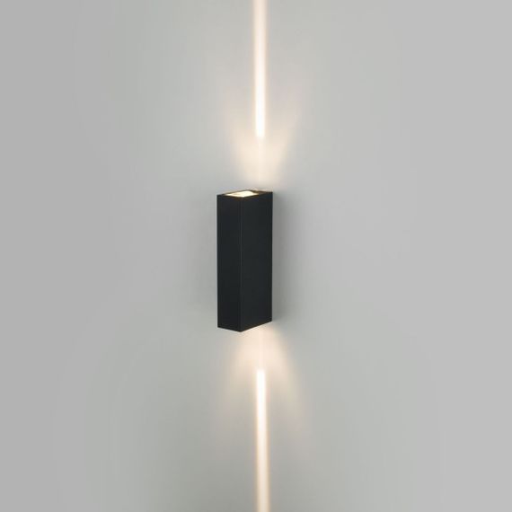 Уличный настенный светодиодный светильник Elektrostandard Blaze 35136/W a072074