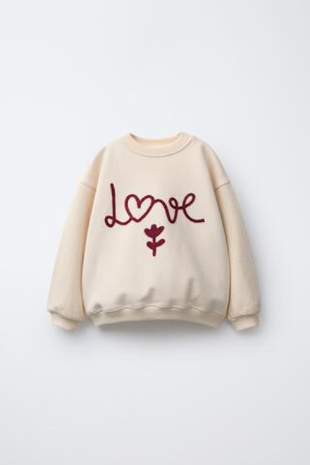 ZARA ТОЛСТОВКА С ВЫШИТОЙ НАДПИСЬЮ, ЭКРЮ
