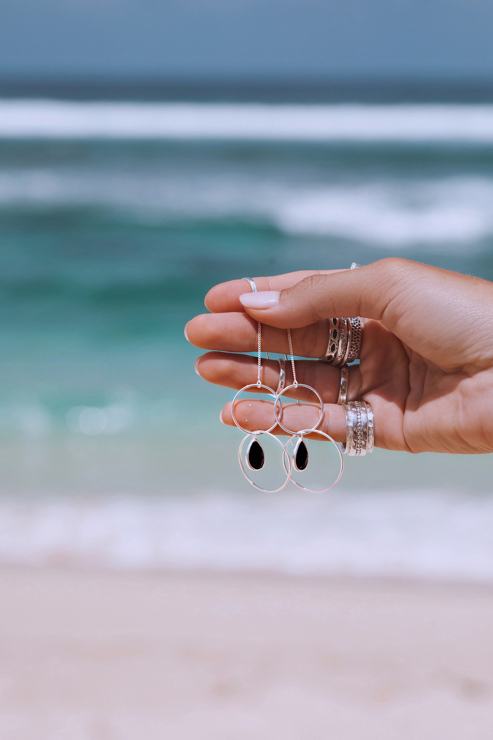 Серьги-протяжки «Сатурн» с черным ониксом