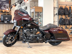 Harley-Davidson Street Glide Special (Midnight Crimson – Black Finish) c НДС