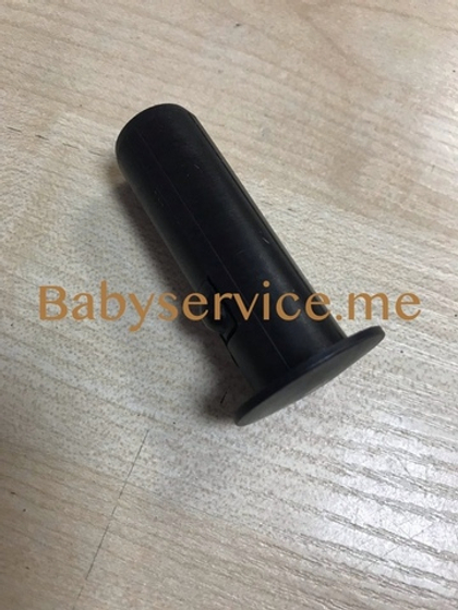 Палец крепления кузова Peg-Perego Gator