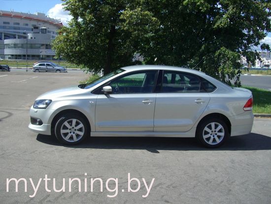 Накладки на пороги для Volkswagen Polo sedan