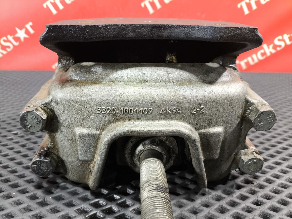 Подушка двигателя задняя 2020г.