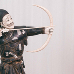 Скульптура "Японский лучник — Юмихики"