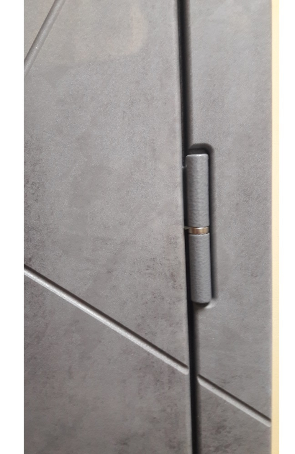 Входная металлическая дверь RеX (РЕКС) Бетон тёмный / ФЛ-317 Белый патина Золото