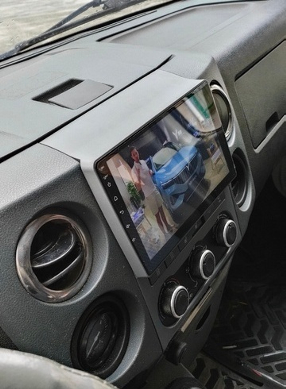 Магнитола для ГАЗель Next, ГАЗон Некст (большая рамка) - FarCar XXL3084M монитор 9.5" 2K QLED на Android 14, TS20, 8+256Гб, CarPlay, 4G SIM-слот