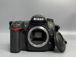 Nikon D700 3.650 кадров