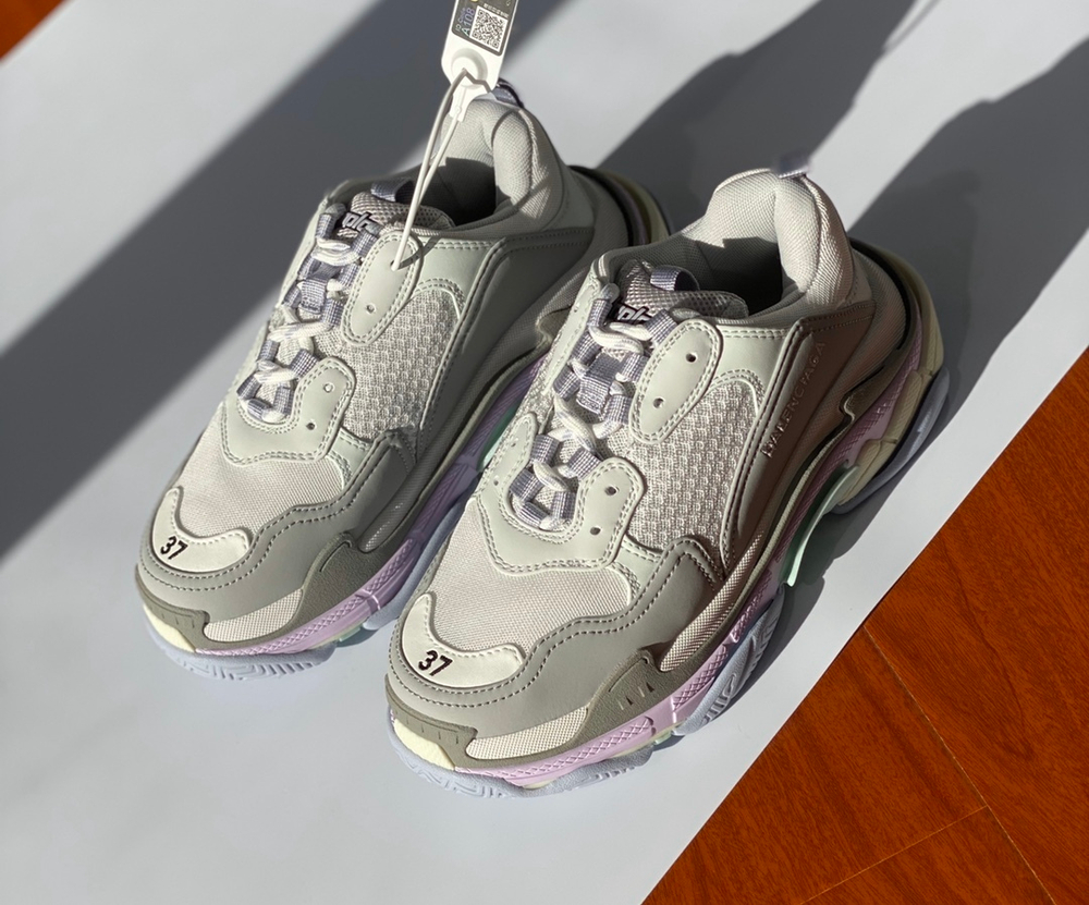 Balenciaga Triple S
