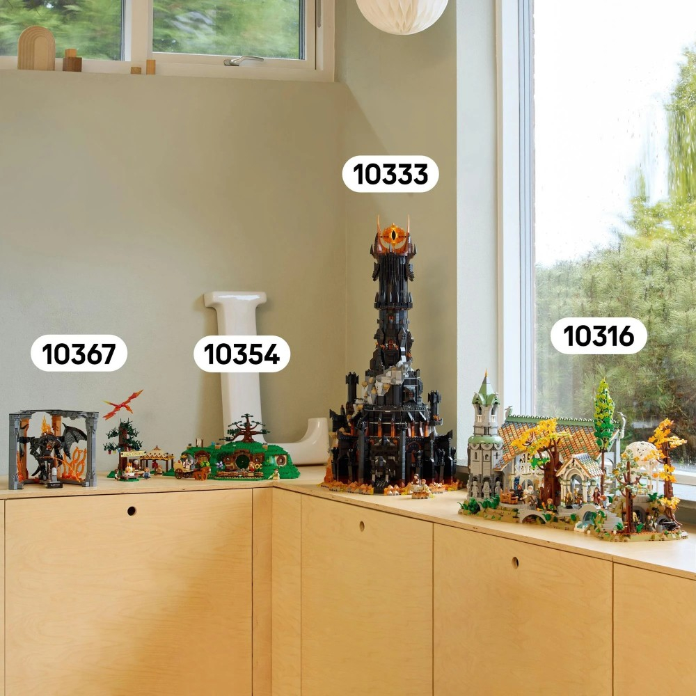 OUTLET LEGO Icons - Властелин колец: Книжная полка с Балрогом 10367