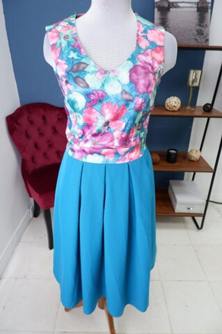 Платье Magda летнее 44 размер, новое