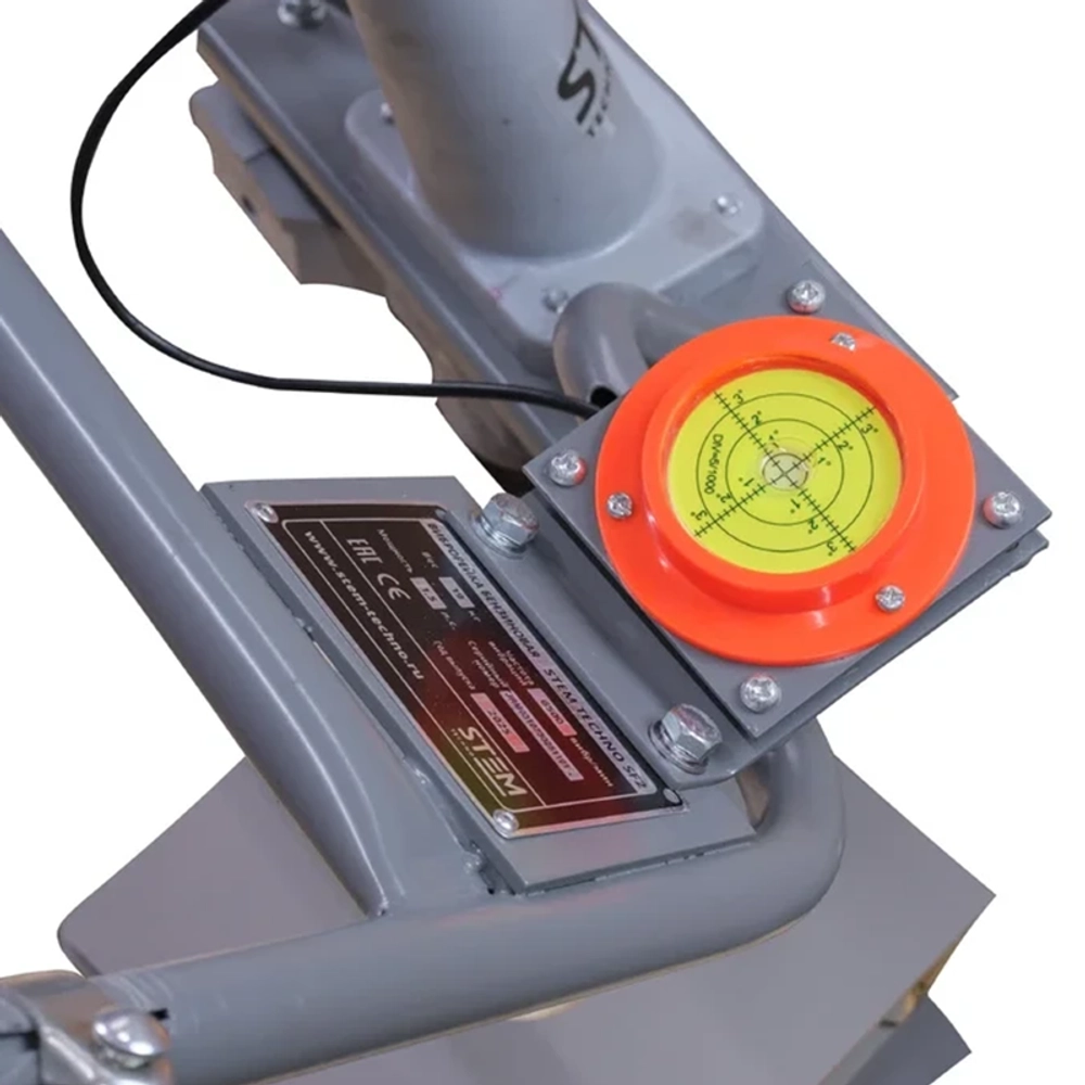 STEM Techno SF-2 виброрейка бензиновая (1,1 кВт, 1.5 л.с.) ВИБ160