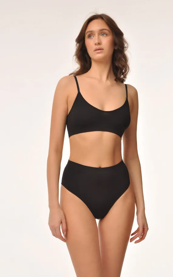 Трусы-стринги PE055 Nero