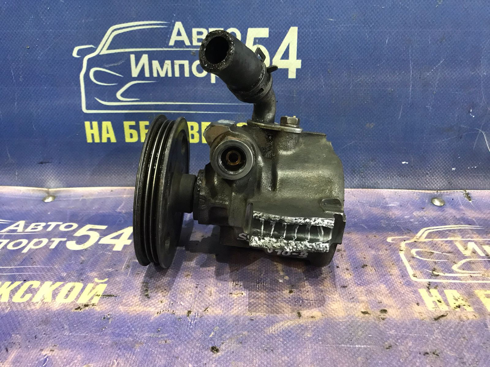 Насос ГУР TOYOTA NADIA 1999