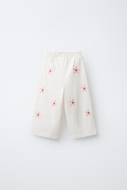 ZARA БРЮКИ-КЮЛОТЫ С ВЫШИВКОЙ ЦВЕТОВ, ЭКРЮ