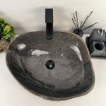 Раковина из речного камня RS-64923 53*45*15 0862