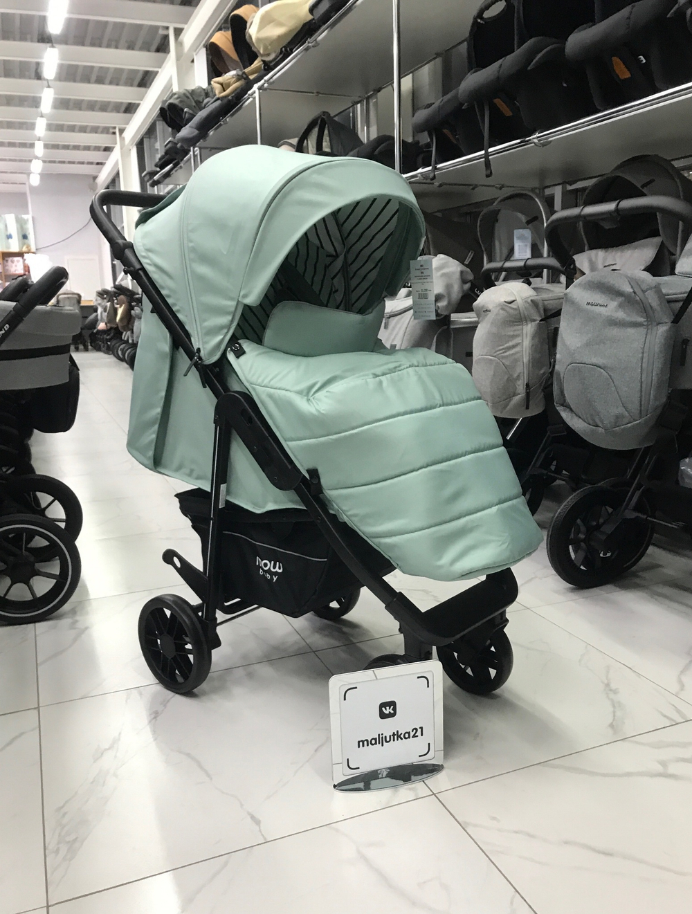 Коляска детская MOWBaby "RIDE" RA082 Mint