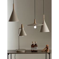 Лампа настольная Thor, Ø21х58 см, бежевая