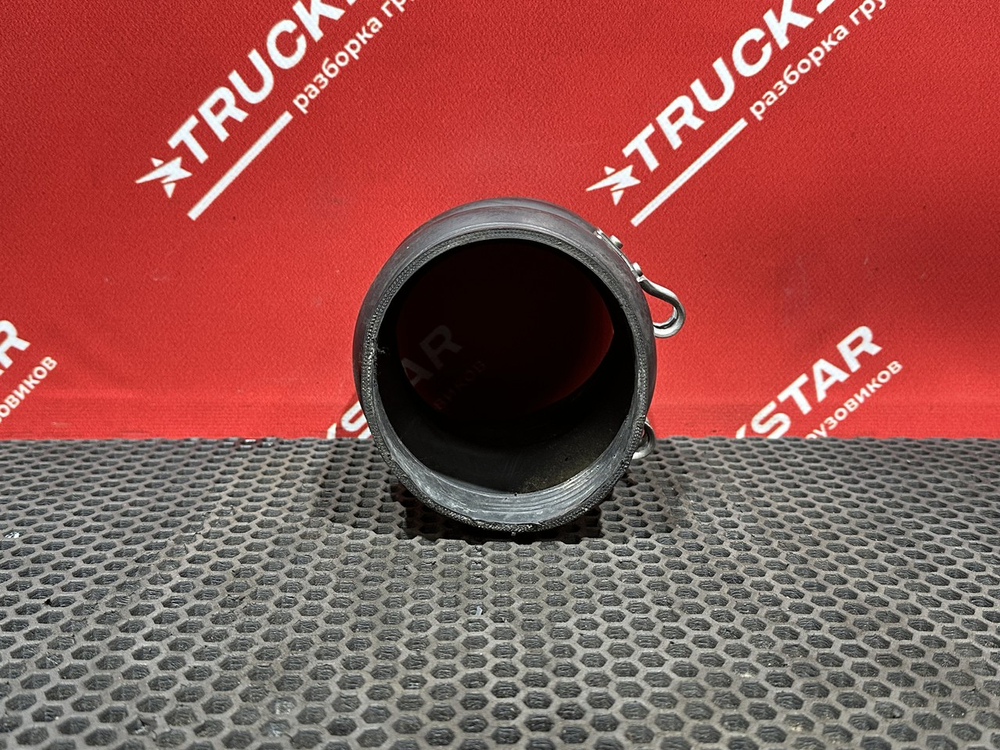 Патрубок интеркулера