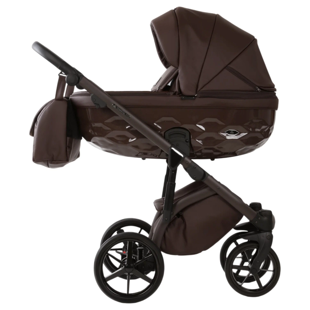 Коляска 3 в 1 Adamex Chantal Pro Natura