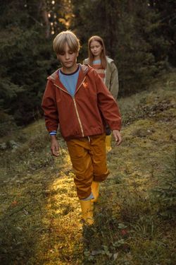 Ветровка цвета терракоты с вышивкой "Сибу-ину"