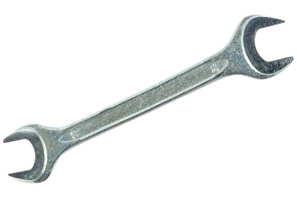 БИБЕР 90610 Ключ гаечный рожковый, кованый, оцинкованный 17х19мм (6/240)