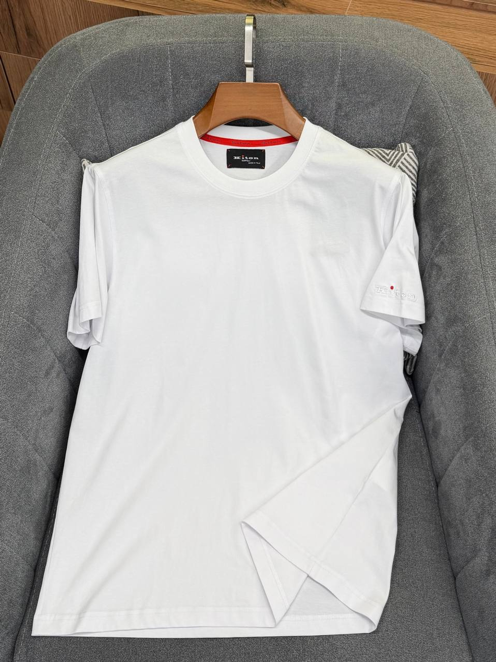 Футболка Kiton