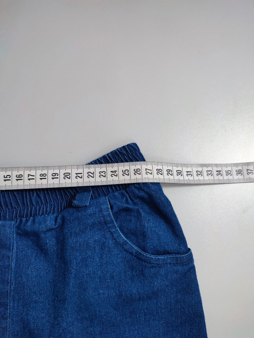 Джинсы на резинке на 6-8 лет