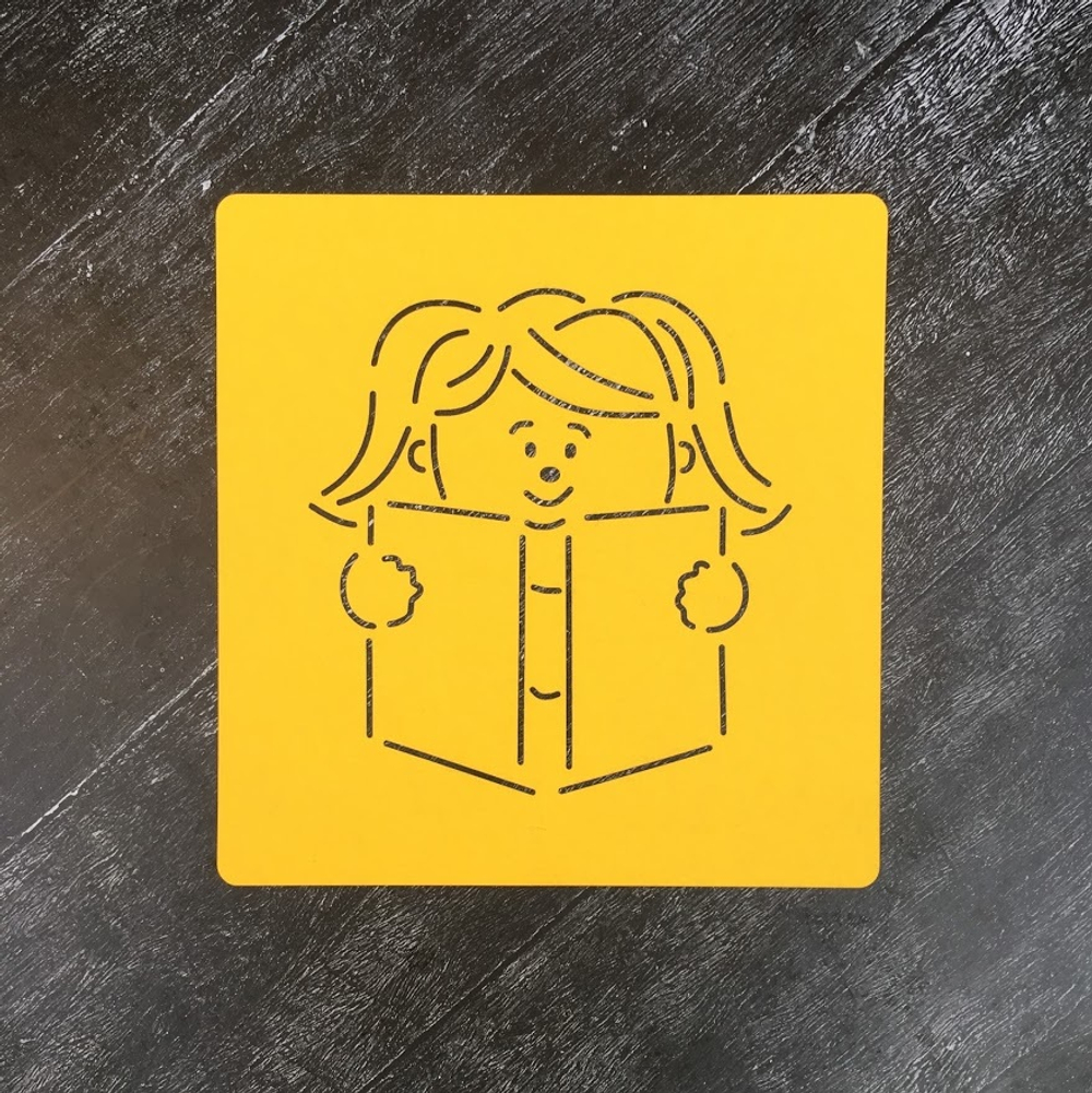 Девочка с книжкой №2