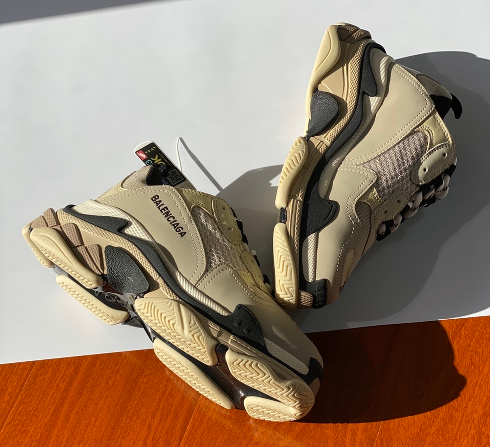 Balenciaga Triple S