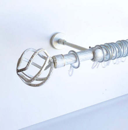 Карниз кованый витой для штор "Глобо" d20 мм однорядный, цвет белое золото