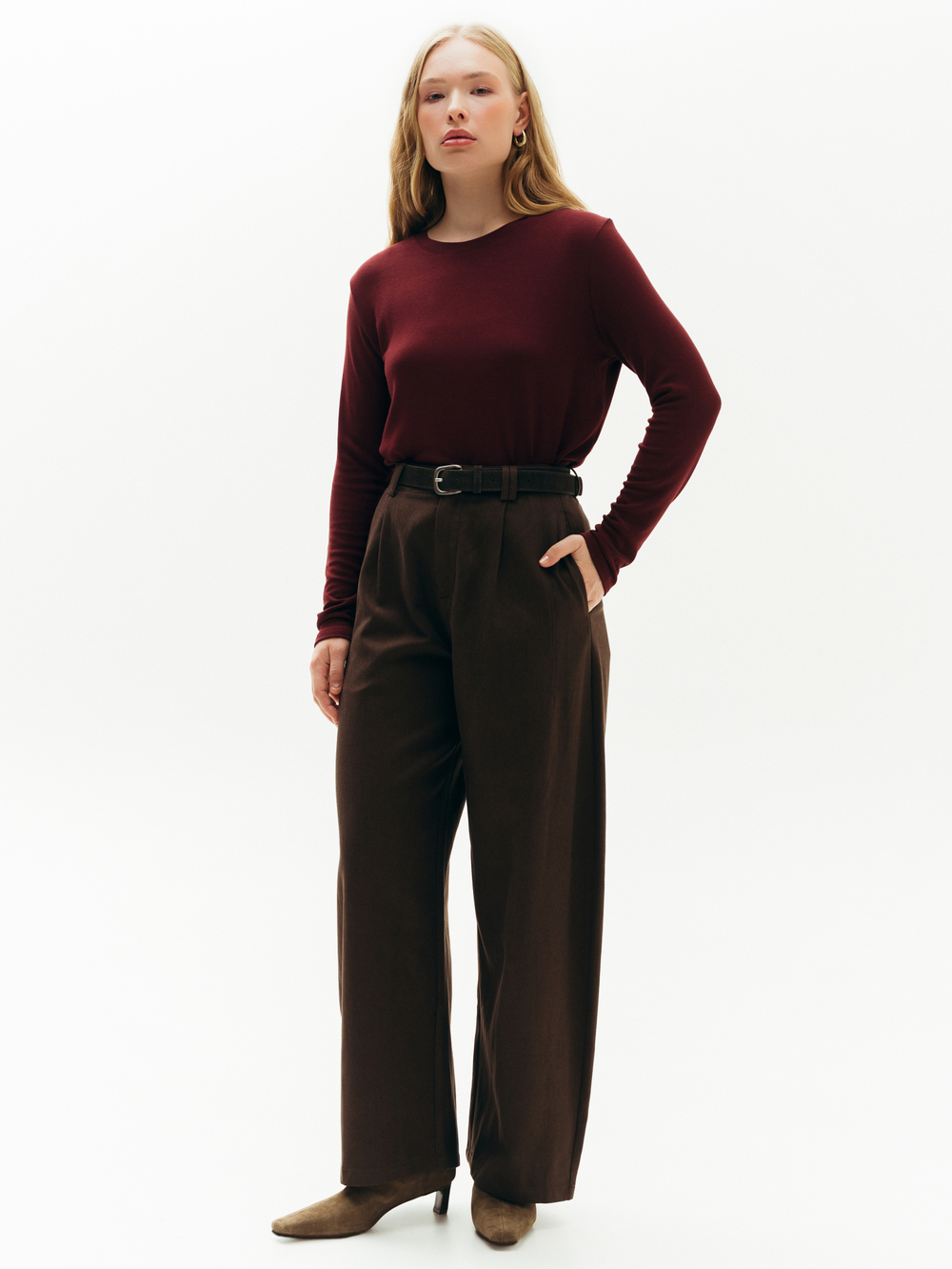 Брюки с ремнем