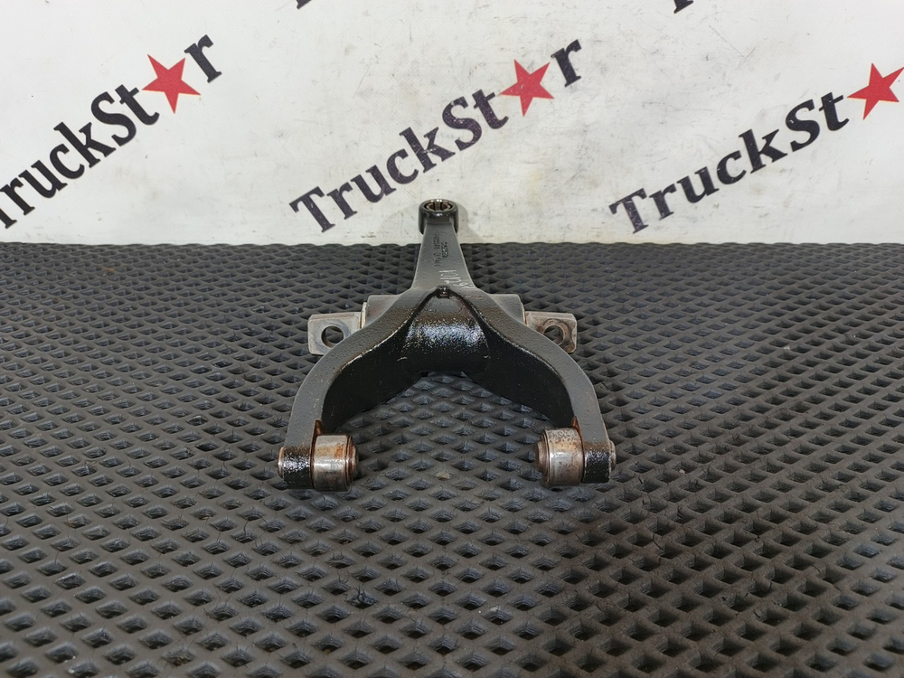 Вилка сцепления 2020г.