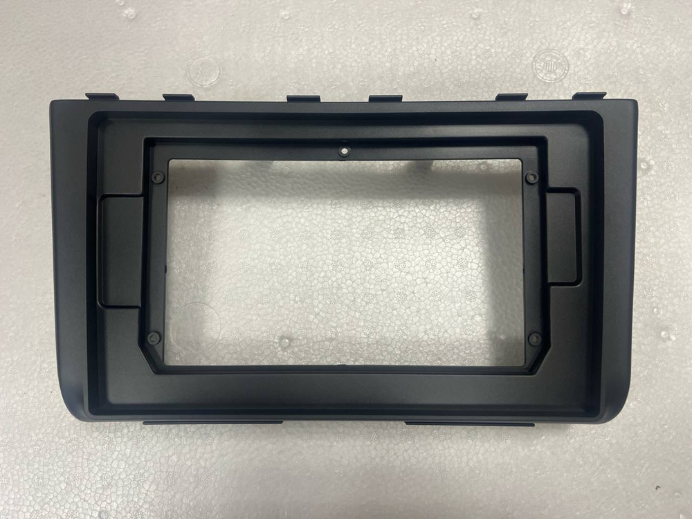 Комплект рамки с разъёмами 10.1" Hyundai Creta 2 2021-2022, Solaris HC 2024+ серый графит - Car-Smart 3114