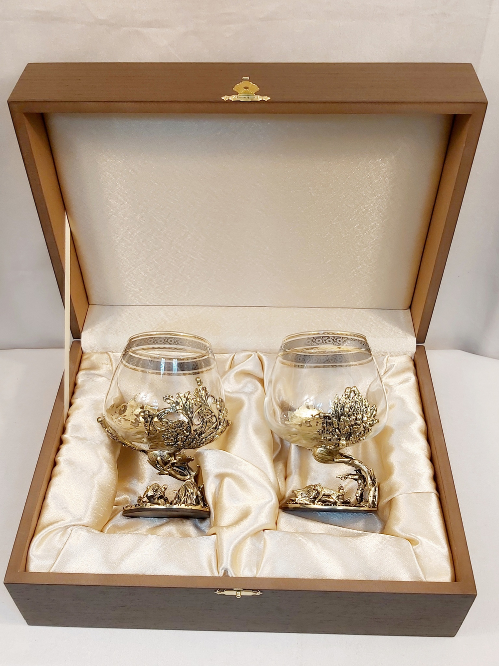 Набор из 2-х бокалов для коньяка "Охота на глухаря и Охота на кабана" (подарочный футляр)