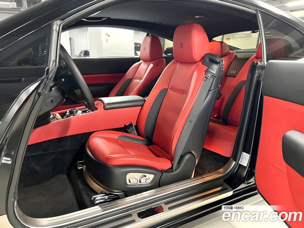 Rolls-Royce Wraith 6.6 Черный Badge (01.2020)